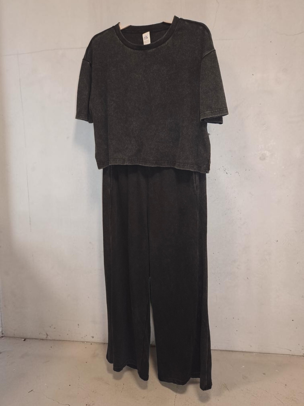 Harmony Balance Wide-Leg 2-Piece Set — Mineral Wash Charcoal, NWT - Picture 4 of 4